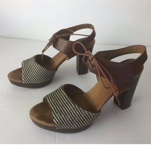 Madewell 1937  women’s the lace up striped calf hair sandals size 8